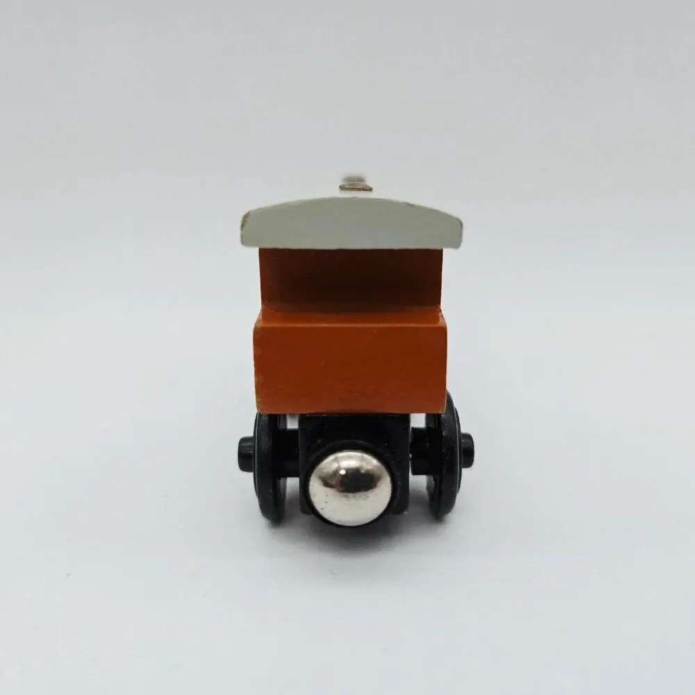 Thomas & Friends Wooden Railway Henrietta Train Tank Engine